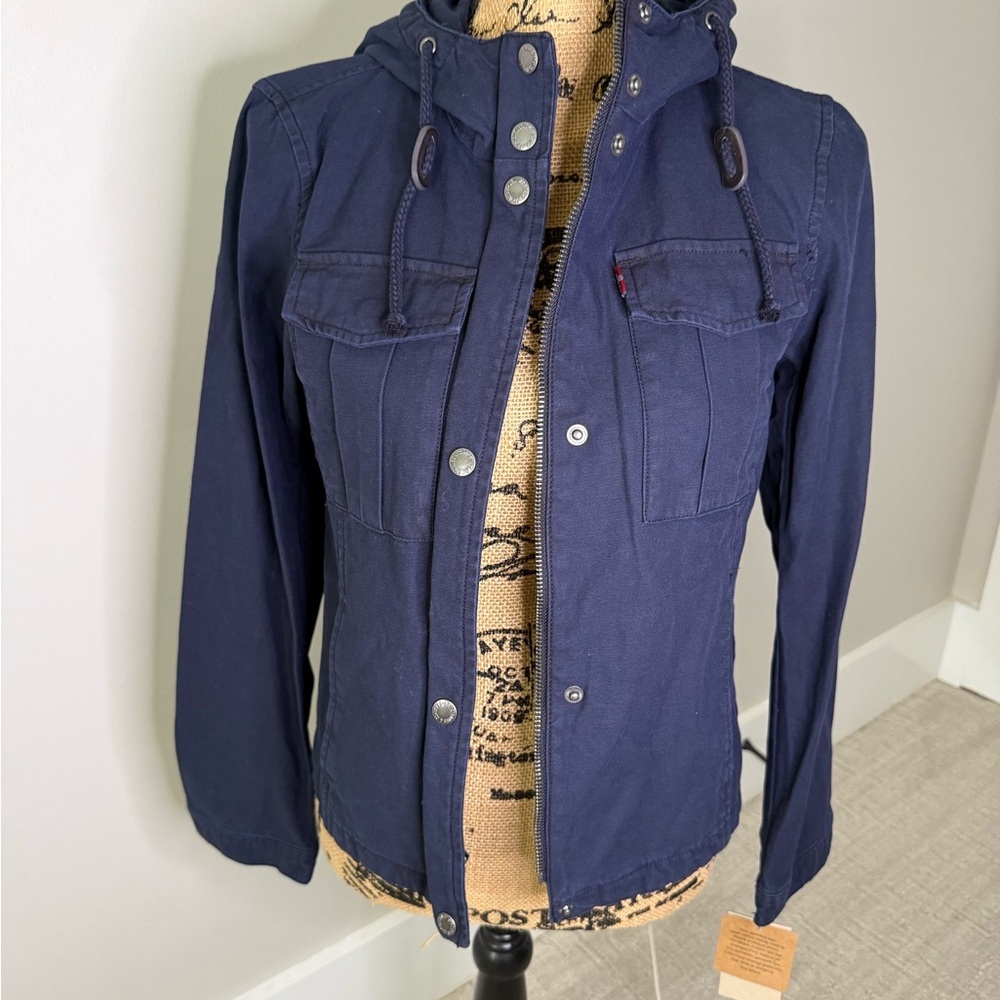 Levi's‎ Black Denim Jacket with Iconic Patch NWT - image 3